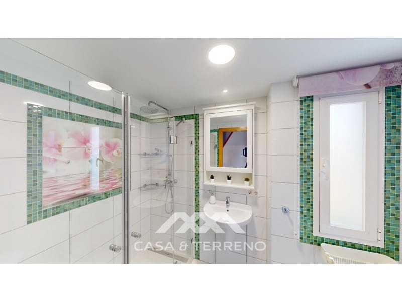 6 soveværelse Guesthouse/B & B til salg i Caleta de Velez med swimmingpool garage - € 1.200.000 (Ref: 8222901)