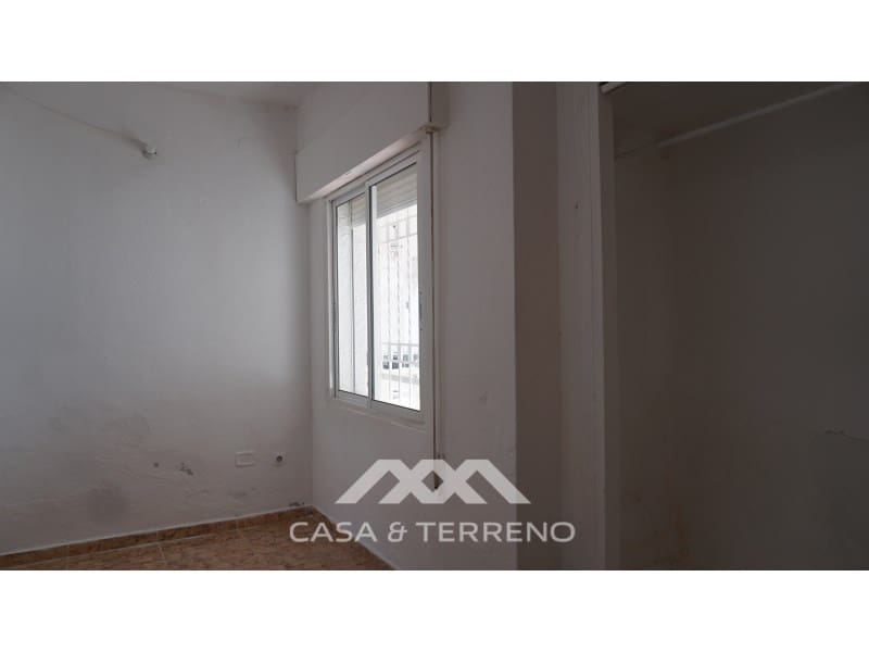 10 slaapkamer Gastenverblijf/B&B te koop in Caleta de Velez met garage - € 585.000 (Ref: 8253991)