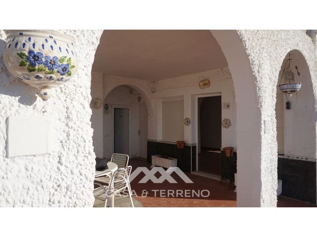 10 slaapkamer Gastenverblijf/B&B te koop in Caleta de Vélez, Vélez-Málaga met garage - € 585.000 (Ref: 8253991)