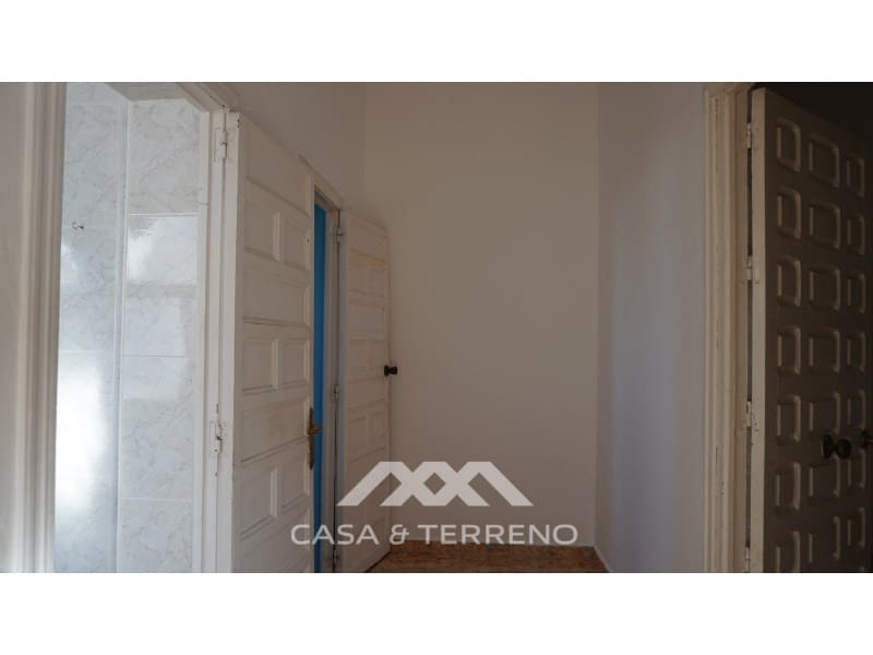 10 slaapkamer Gastenverblijf/B&B te koop in Caleta de Velez met garage - € 585.000 (Ref: 8253991)