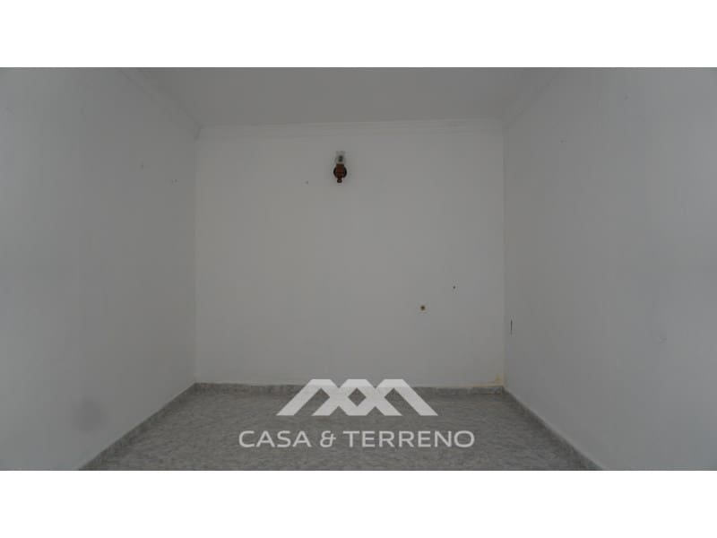 10 slaapkamer Gastenverblijf/B&B te koop in Caleta de Velez met garage - € 585.000 (Ref: 8253991)