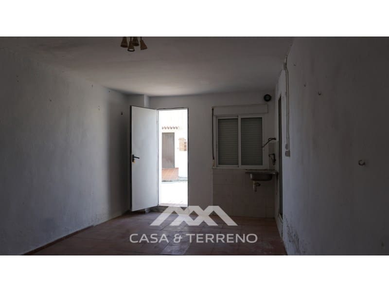 10 slaapkamer Gastenverblijf/B&B te koop in Caleta de Velez met garage - € 585.000 (Ref: 8253991)