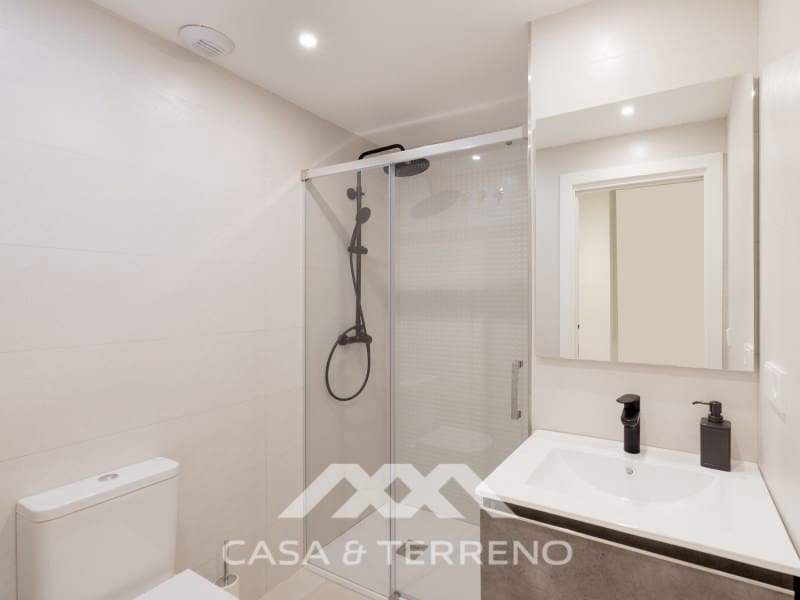 2 chambre Appartement à vendre à Almayate avec piscine garage - 306 000 € (Ref: 8289294)