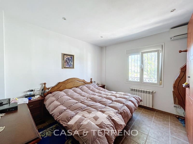 4 slaapkamer Finca/Landhuis te koop in Competa - € 370.000 (Ref: 8311604)