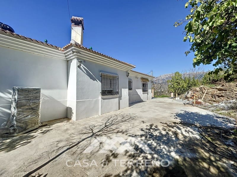4 slaapkamer Finca/Landhuis te koop in Competa - € 370.000 (Ref: 8311604)