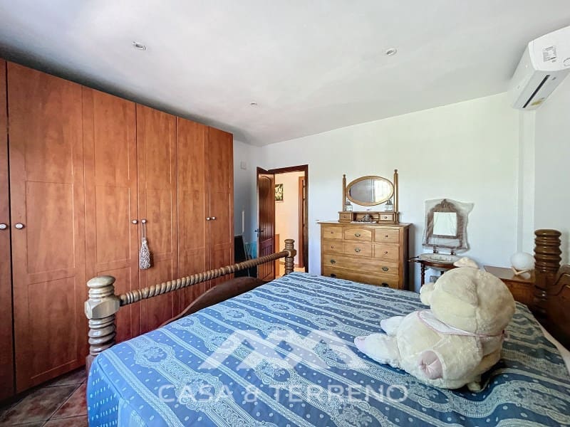 4 slaapkamer Finca/Landhuis te koop in Competa - € 370.000 (Ref: 8311604)