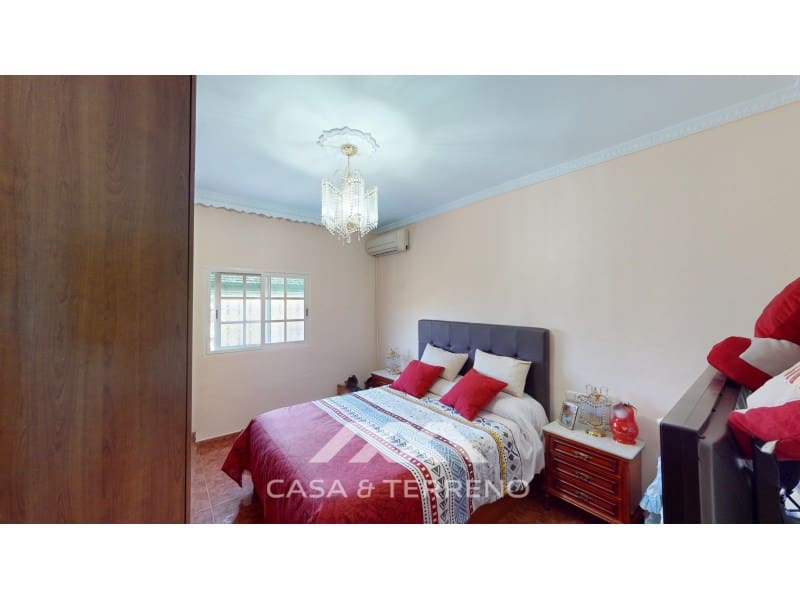 3 soveværelse Finca/Landehus til salg i Benamocarra - € 299.000 (Ref: 8311606)