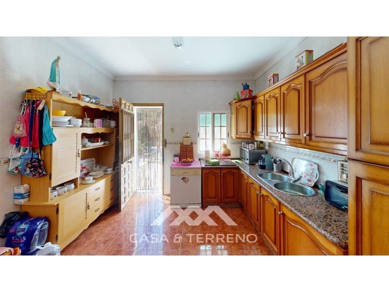 3 soveværelse Finca/Landehus til salg i Benamocarra - € 299.000 (Ref: 8311606)