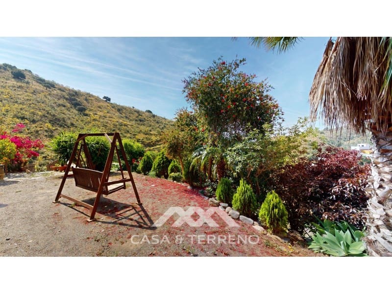 7 soveværelse Villa til salg i Moclinejo med swimmingpool - € 960.000 (Ref: 8322848)