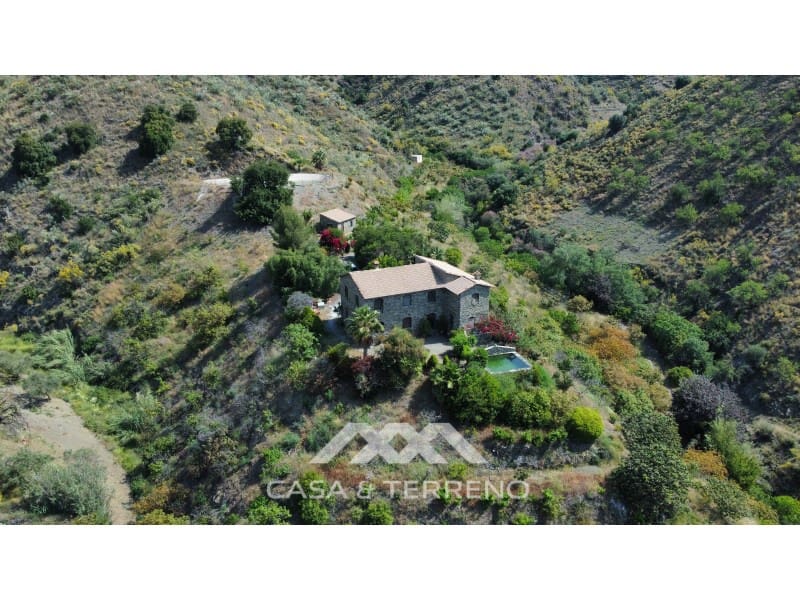 7 soveværelse Villa til salg i Moclinejo med swimmingpool - € 960.000 (Ref: 8322848)