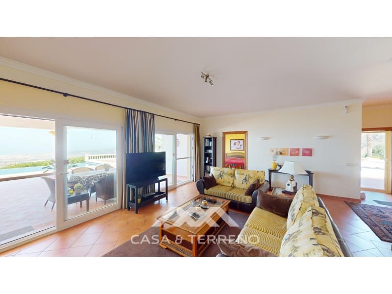 3 soveværelse Villa til salg i Algarrobo med swimmingpool - € 875.000 (Ref: 8383269)