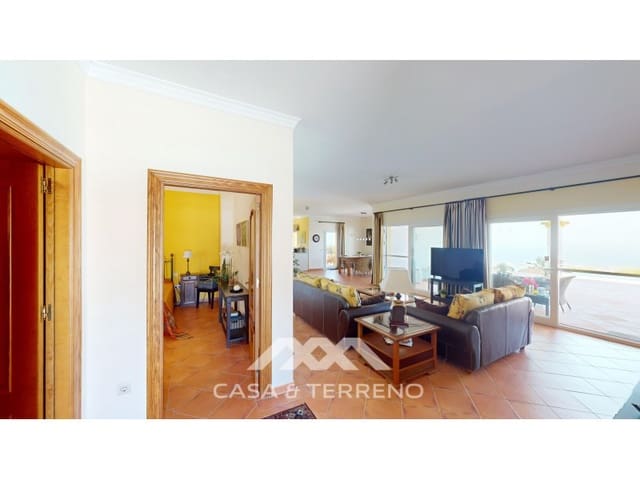 3 bedroom Villa for sale in Algarrobo with pool - € 875,000 (Ref: 8383269)