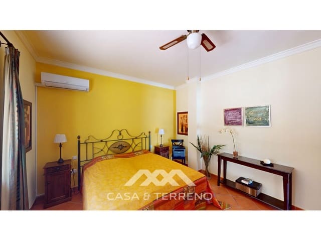 3 bedroom Villa for sale in Algarrobo with pool - € 875,000 (Ref: 8383269)