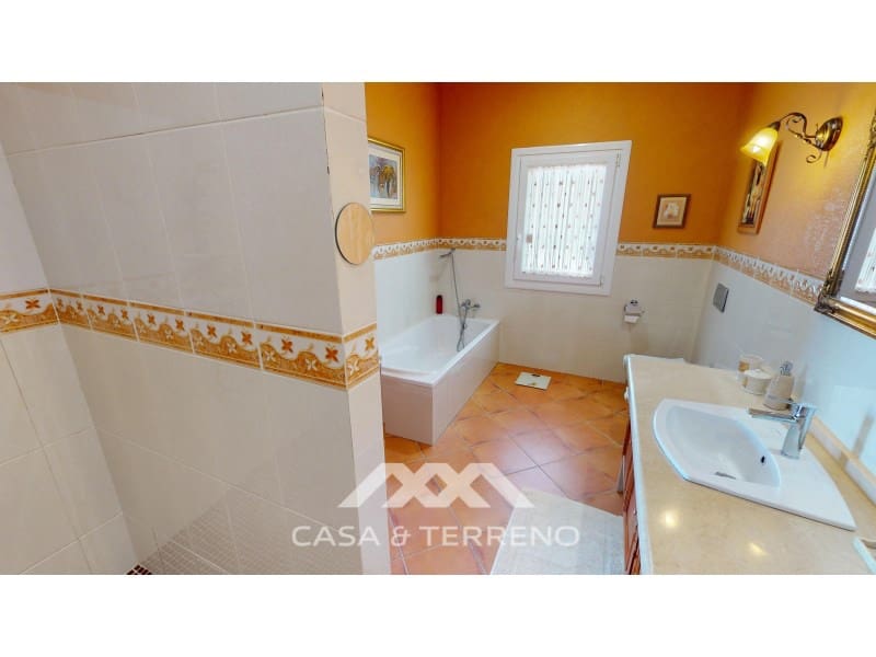 3 soveværelse Villa til salg i Algarrobo med swimmingpool - € 875.000 (Ref: 8383269)