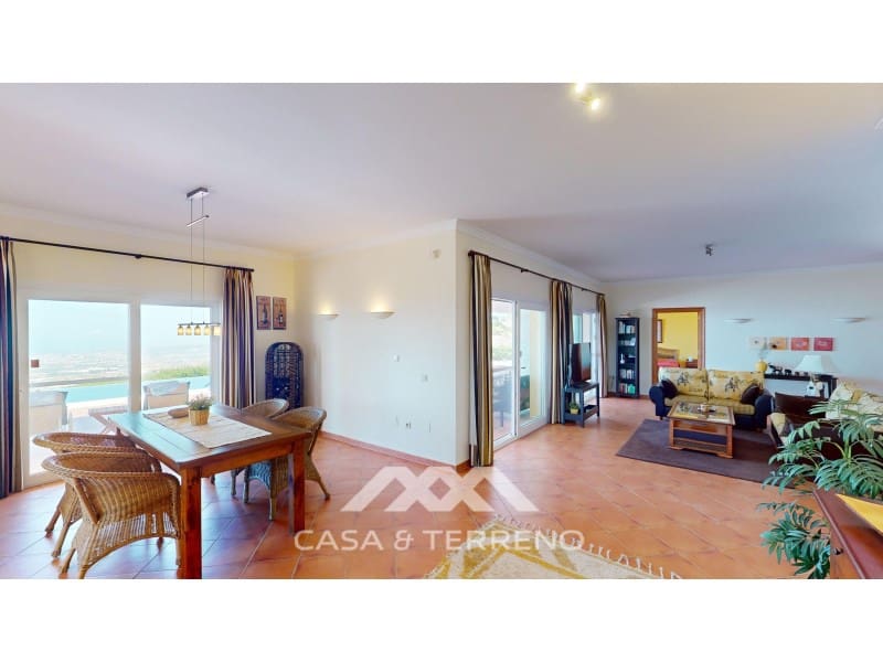 3 soveværelse Villa til salg i Algarrobo med swimmingpool - € 875.000 (Ref: 8383269)