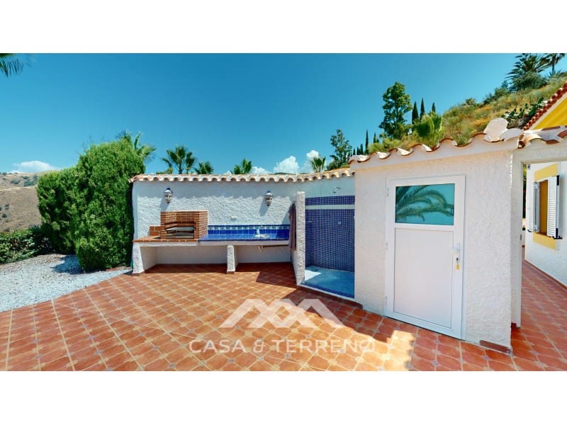 3 soveværelse Villa til salg i Algarrobo med swimmingpool - € 875.000 (Ref: 8383269)