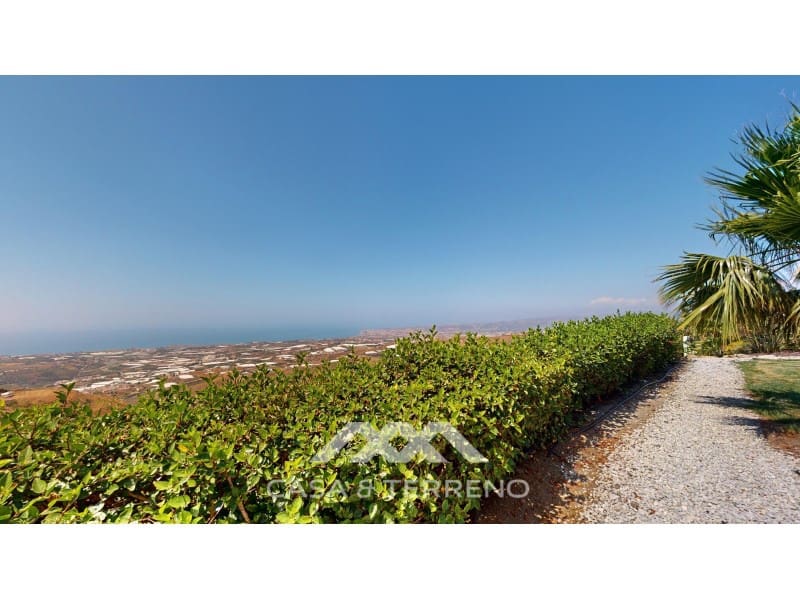 3 soveværelse Villa til salg i Algarrobo med swimmingpool - € 875.000 (Ref: 8383269)