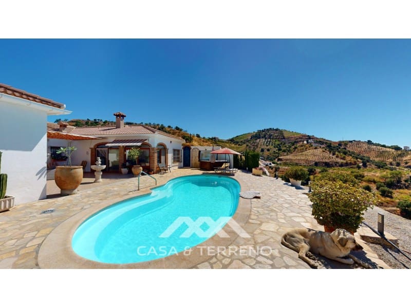 7 soveværelse Villa til salg i Iznate med swimmingpool garage - € 1.352.000 (Ref: 8399029)