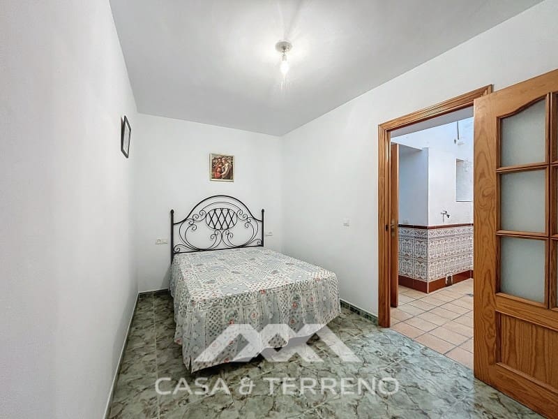 4 slaapkamer Huis te koop in Archez - € 239.000 (Ref: 8403747)