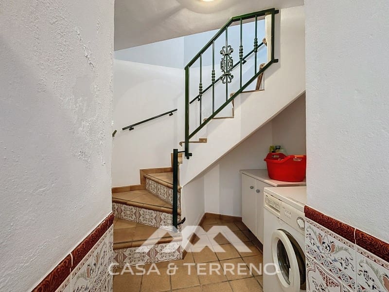 4 slaapkamer Huis te koop in Archez - € 239.000 (Ref: 8403747)