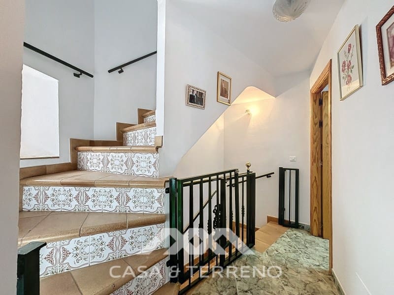 4 slaapkamer Huis te koop in Archez - € 239.000 (Ref: 8403747)