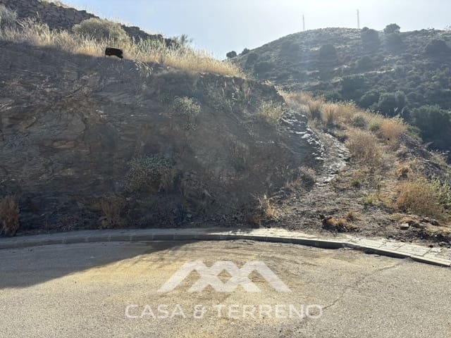 Tontti myytävänä paikassa El Peñoncillo, Torrox - 84 000 € (Ref: 8405548)