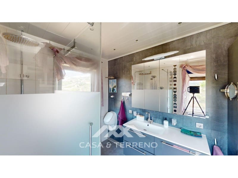 4 slaapkamer Villa te koop in Frigiliana met zwembad garage - € 880.000 (Ref: 8430529)