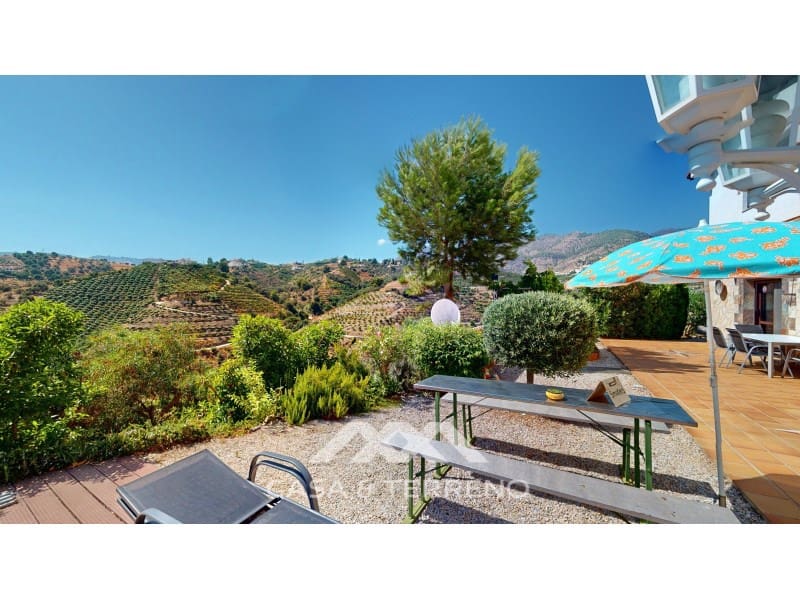 4 slaapkamer Villa te koop in Frigiliana met zwembad garage - € 880.000 (Ref: 8430529)