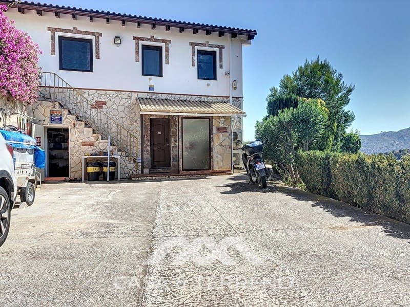 4 slaapkamer Villa te koop in Frigiliana met zwembad garage - € 880.000 (Ref: 8430529)