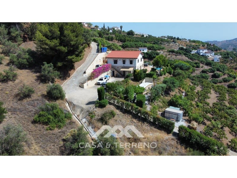 4 slaapkamer Villa te koop in Frigiliana met zwembad garage - € 880.000 (Ref: 8430529)