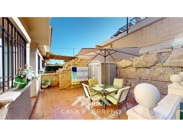 4 slaapkamer Halfvrijstaande villa te koop in Almayate, Vélez-Málaga met zwembad - € 415.000 (Ref: 8474216)