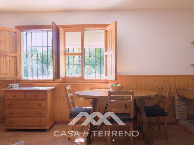 3 sovrum Villa till salu i Sayalonga med pool garage - 390 000 € (Ref: 8487864)