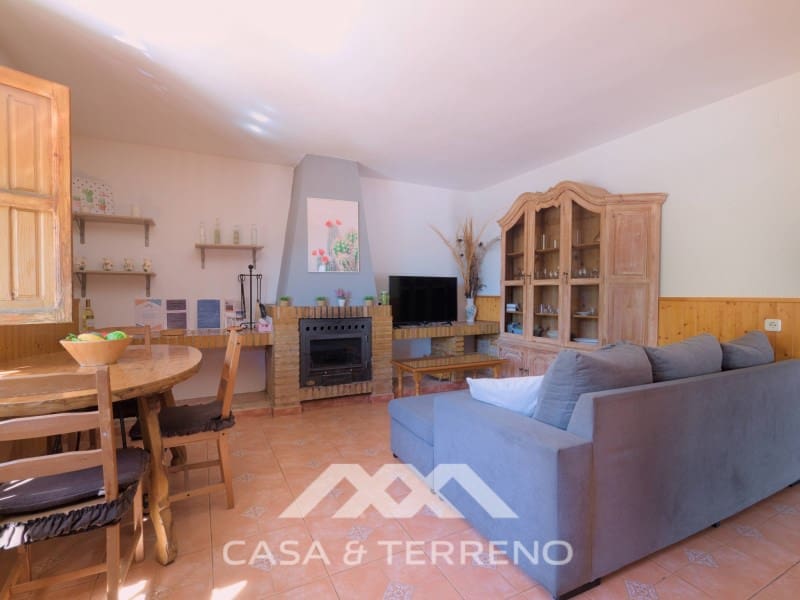 3 sovrum Villa till salu i Sayalonga med pool garage - 390 000 € (Ref: 8487864)