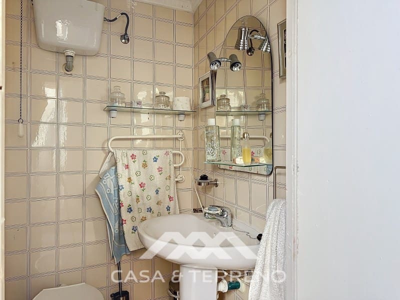 10 bedroom Guesthouse/B & B for sale in Velez-Malaga - € 375,000 (Ref: 8489098)