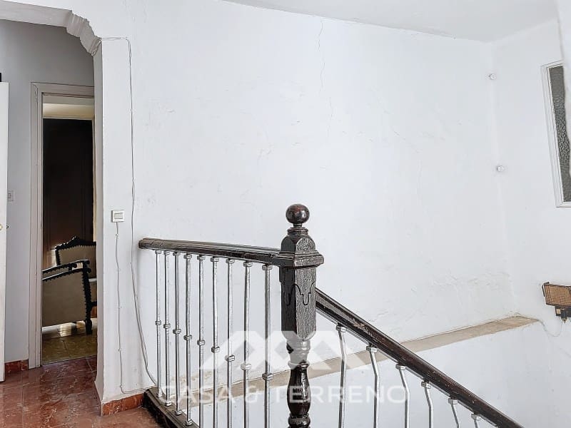 10 bedroom Guesthouse/B & B for sale in Velez-Malaga - € 375,000 (Ref: 8489098)