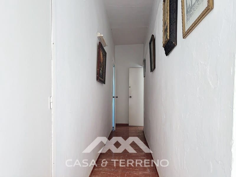 10 bedroom Guesthouse/B & B for sale in Velez-Malaga - € 375,000 (Ref: 8489098)
