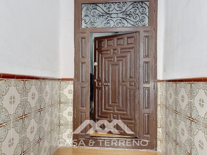 10 bedroom Guesthouse/B & B for sale in Velez-Malaga - € 375,000 (Ref: 8489098)