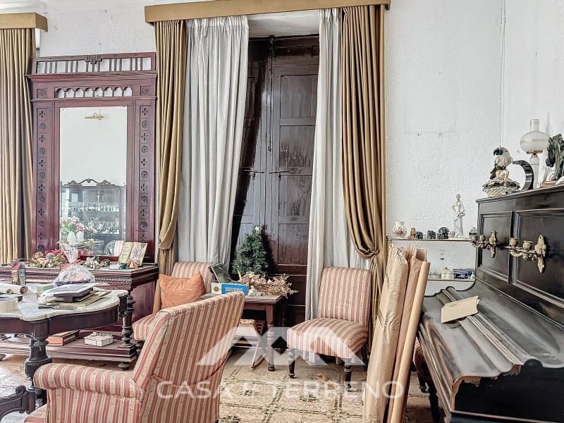 10 bedroom Guesthouse/B & B for sale in Velez-Malaga - € 375,000 (Ref: 8489098)