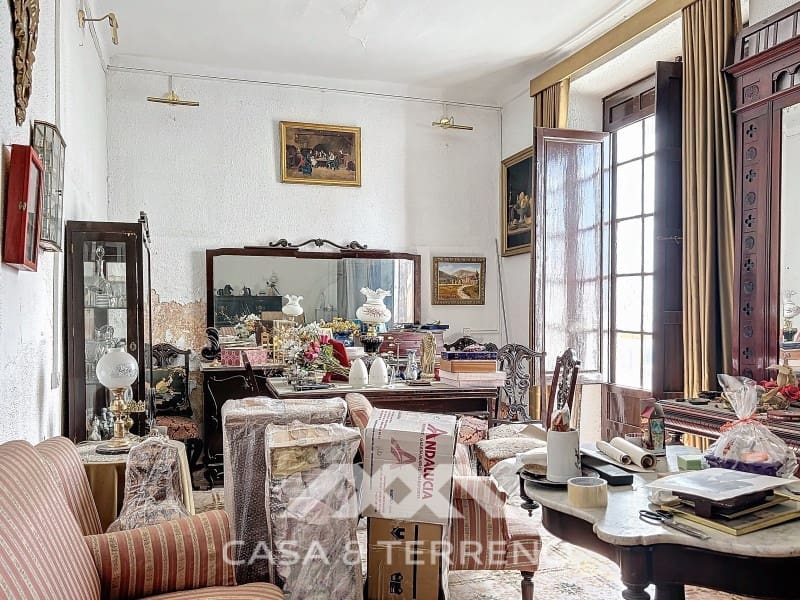 10 bedroom Guesthouse/B & B for sale in Velez-Malaga - € 375,000 (Ref: 8489098)