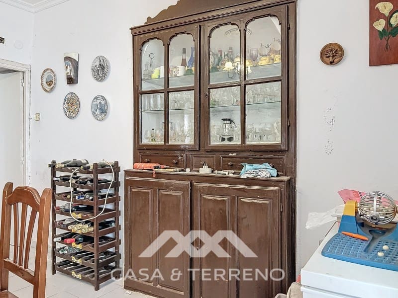 10 bedroom Guesthouse/B & B for sale in Velez-Malaga - € 375,000 (Ref: 8489098)