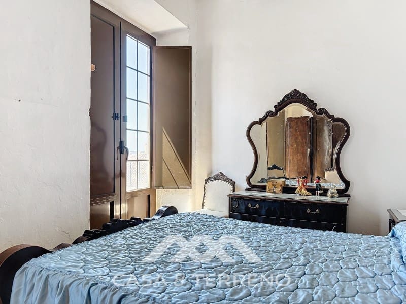 10 bedroom Guesthouse/B & B for sale in Velez-Malaga - € 375,000 (Ref: 8489098)