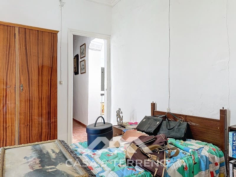 10 bedroom Guesthouse/B & B for sale in Velez-Malaga - € 375,000 (Ref: 8489098)