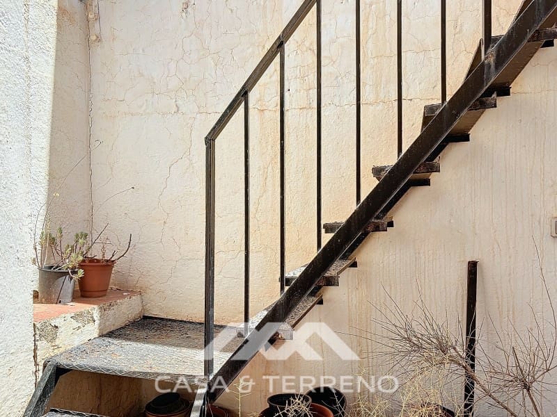 10 bedroom Guesthouse/B & B for sale in Velez-Malaga - € 375,000 (Ref: 8489098)