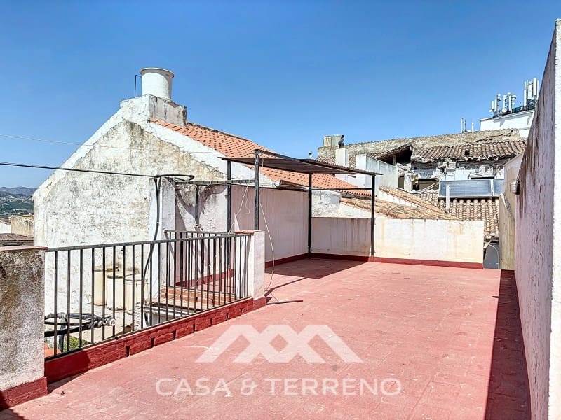 10 bedroom Guesthouse/B & B for sale in Velez-Malaga - € 375,000 (Ref: 8489098)