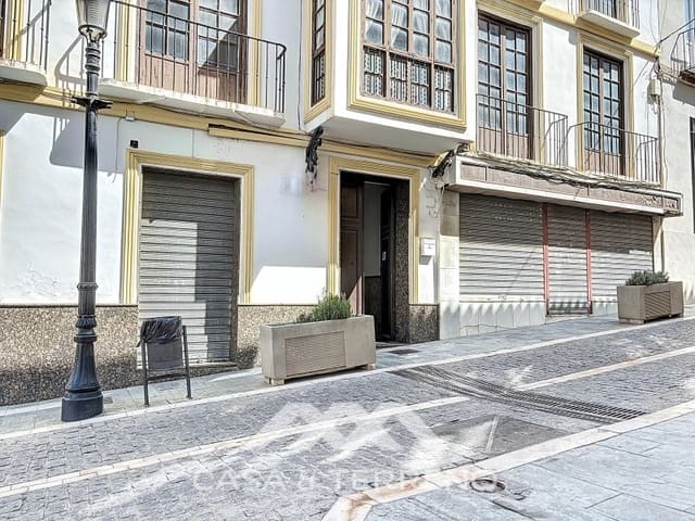 10 bedroom Guesthouse/B & B for sale in Vélez-Málaga - € 375,000 (Ref: 8489098)