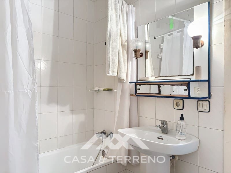 10 bedroom Guesthouse/B & B for sale in Torre del Mar with pool - € 425,000 (Ref: 8489099)