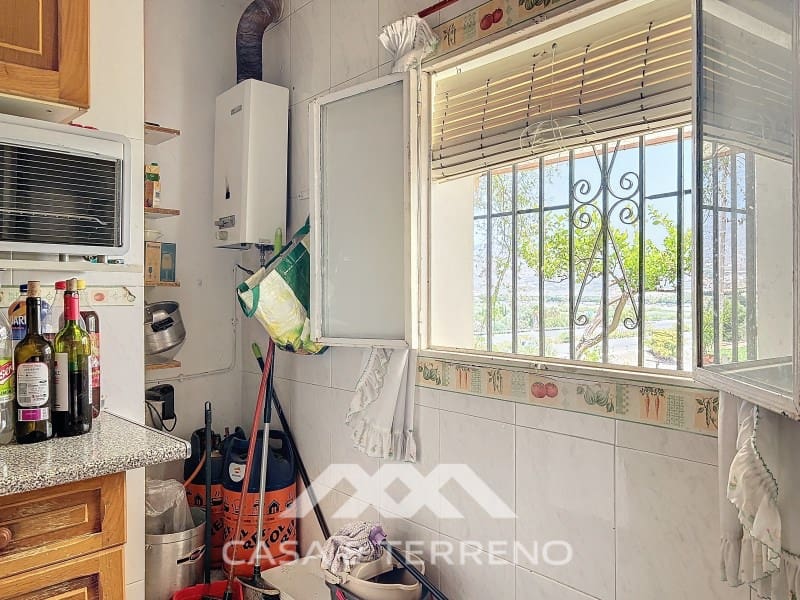 10 bedroom Guesthouse/B & B for sale in Torre del Mar with pool - € 425,000 (Ref: 8489099)