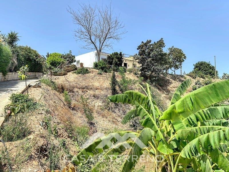 10 bedroom Guesthouse/B & B for sale in Torre del Mar with pool - € 425,000 (Ref: 8489099)