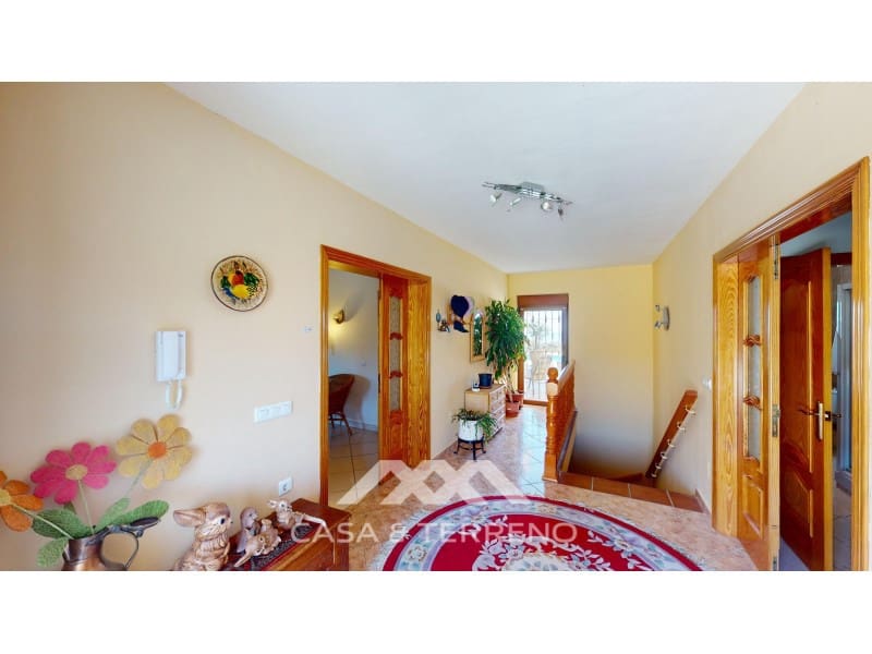 7 soverom Gjestgiveri/B&B til salgs i Iznate med svømmebasseng garasje - € 1 352 000 (Ref: 8490937)