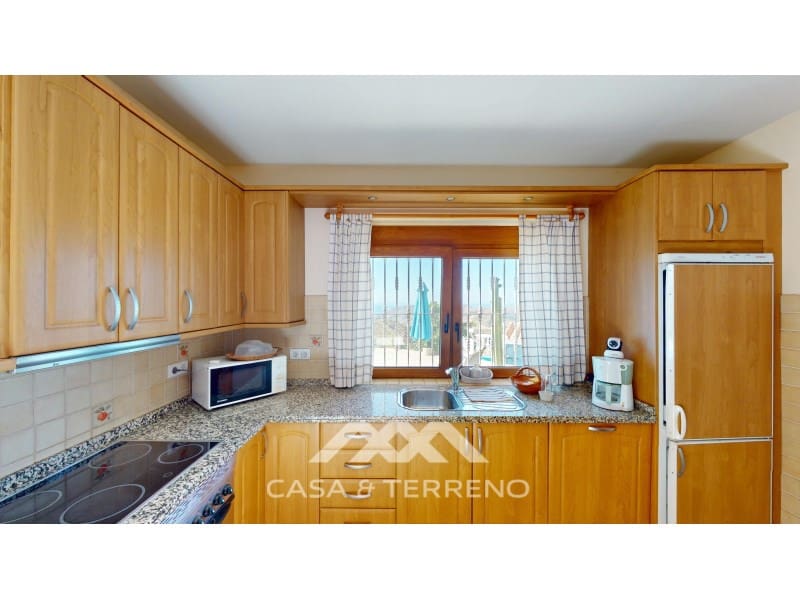 7 soverom Gjestgiveri/B&B til salgs i Iznate med svømmebasseng garasje - € 1 352 000 (Ref: 8490937)